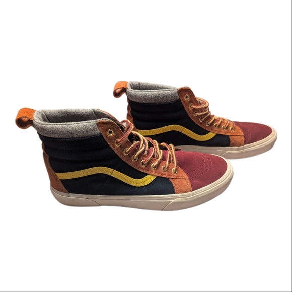 Vans Customs Sk8-Hi MTE Suede Sneaker - Picture 2 of 10